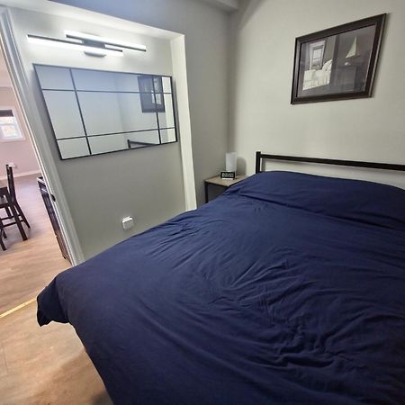 Cozy Home On A Quiet Street Minutes To Dt Kingston Ngoại thất bức ảnh